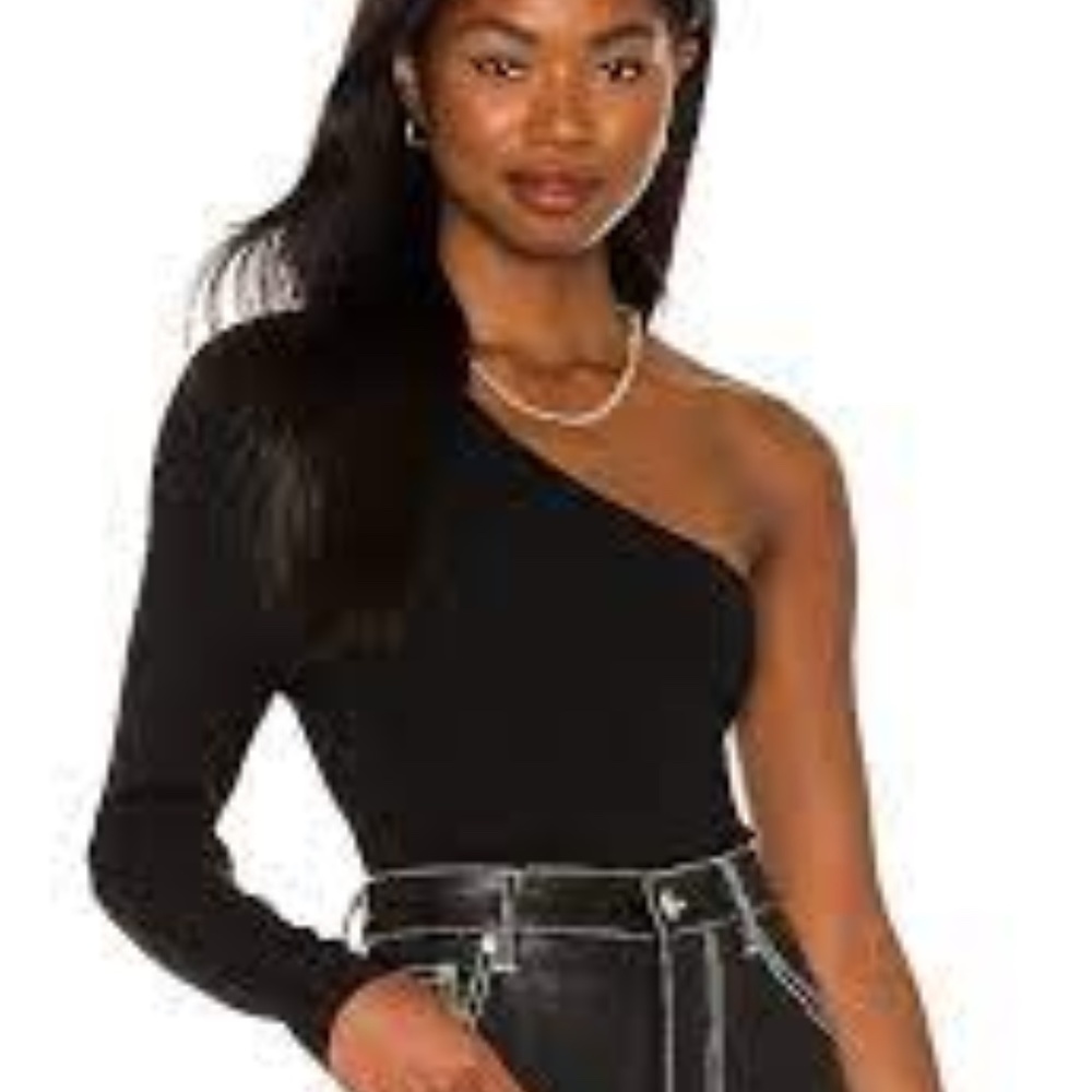 MINKPINK Rashnu One Shoulder Knit Top